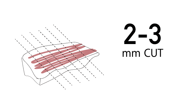 2-3mmの厚さでカット
