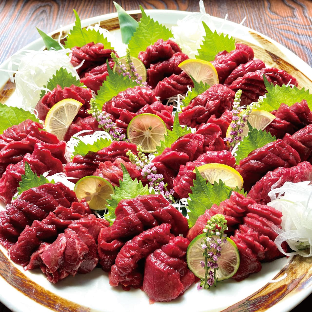 会津馬刺しの特選盛り合わせ